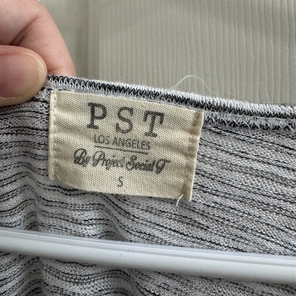 Project Social T Black and White Striped Short Sleeve crop Top - Picture 5 of 8